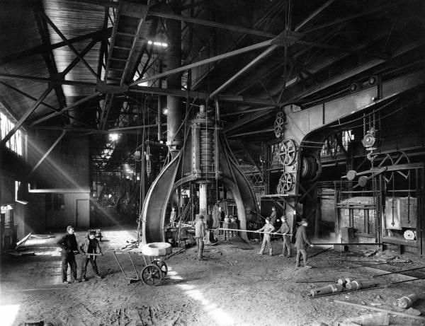 Steam hammer used for forging steel at the Midvale Steel Company, c. 1905.