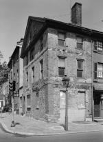 Kosciuszko House at 301 Pine Street in Philadelphia, before renovation.